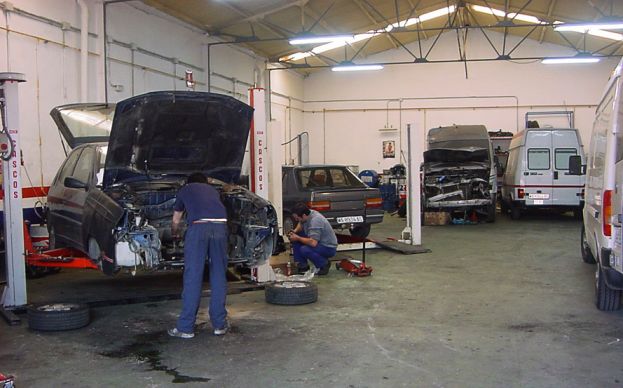 ¿Cómo ha evolucionado la demanda de repuestos de automóviles en Venezuela?