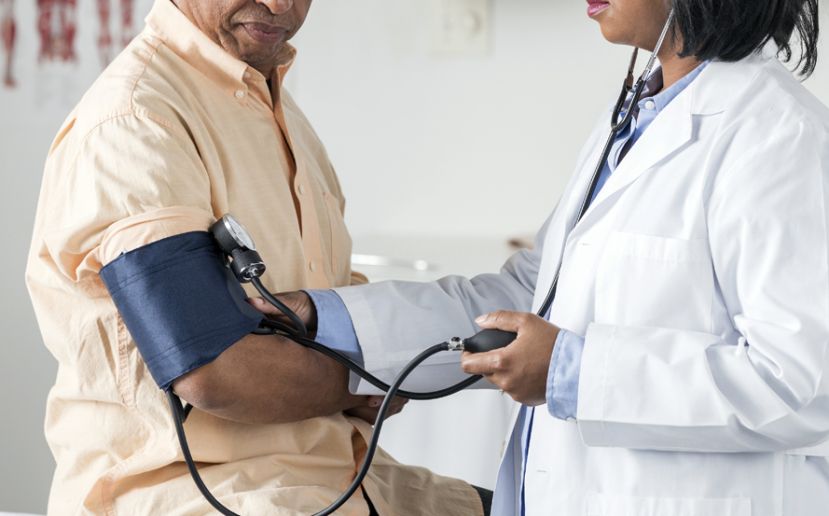 ¿Realmente necesito un seguro de salud en dólares